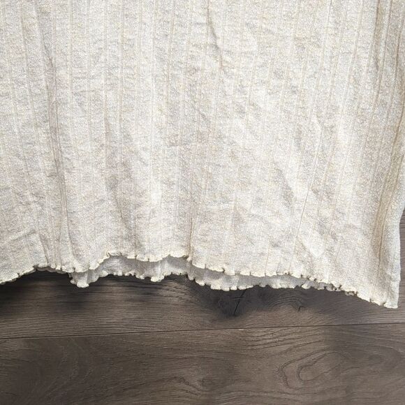 No Boundaries V-Neck Buttoned Top Women's Plus Size XXL - Picture 3 of 6